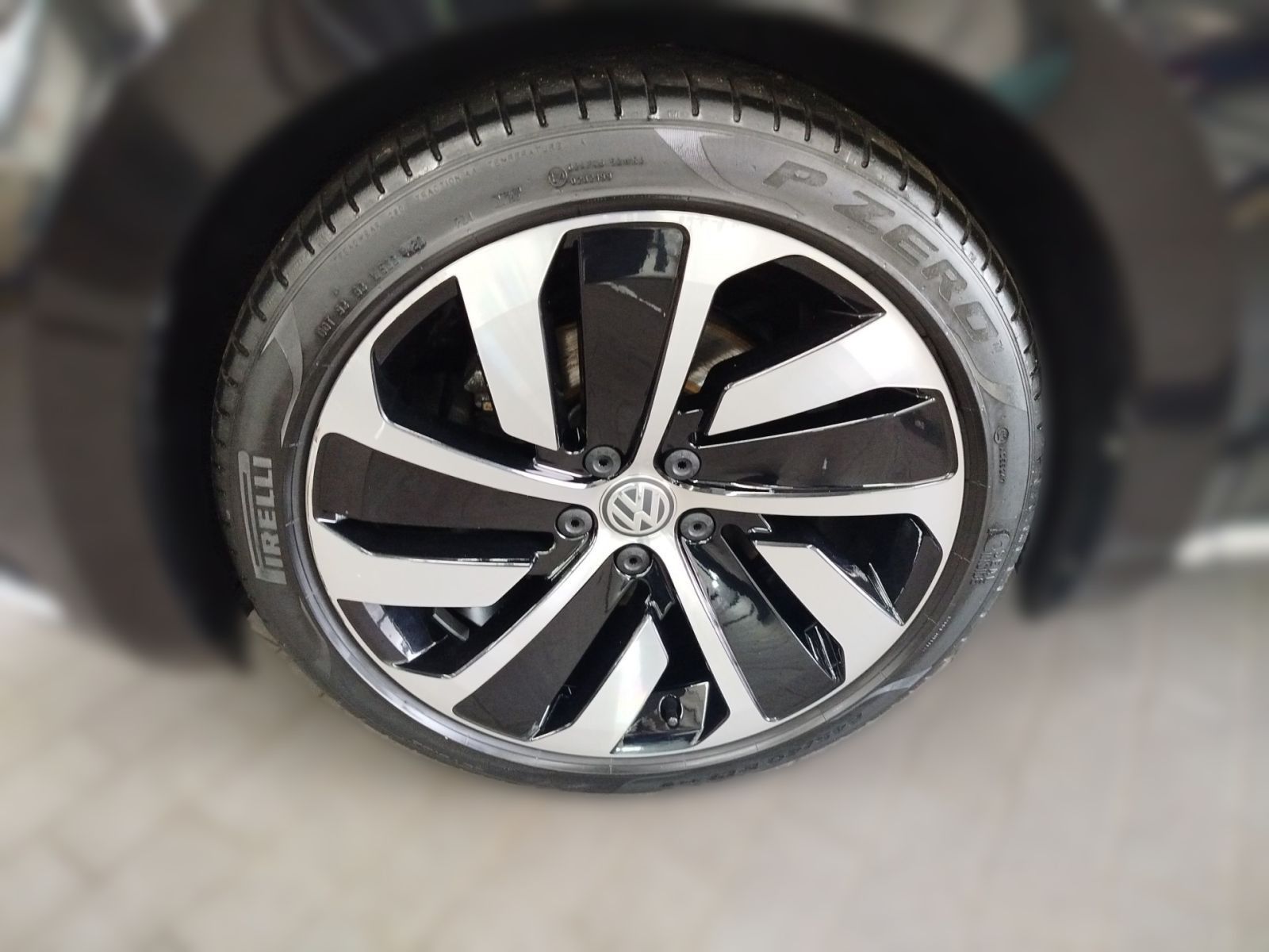 Volkswagen Arteon Shooting Brake 2.0 TDI DSG 4Motion Elegan foto 4