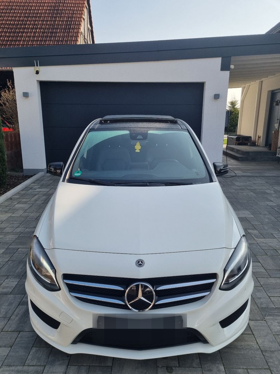 Mercedes-Benz B 220 4Matic AMG Line foto 8