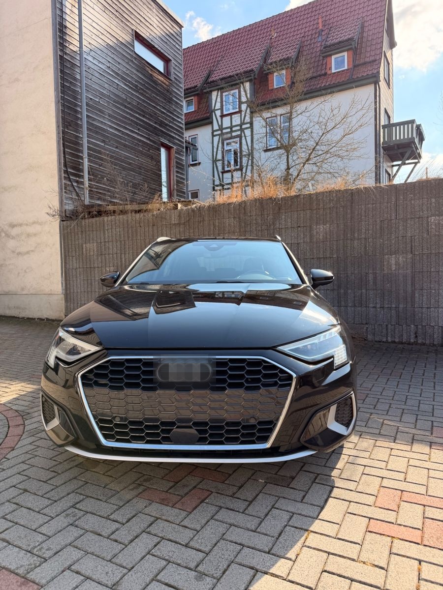 Audi A3 Sportback Advanced 30TDI foto 2