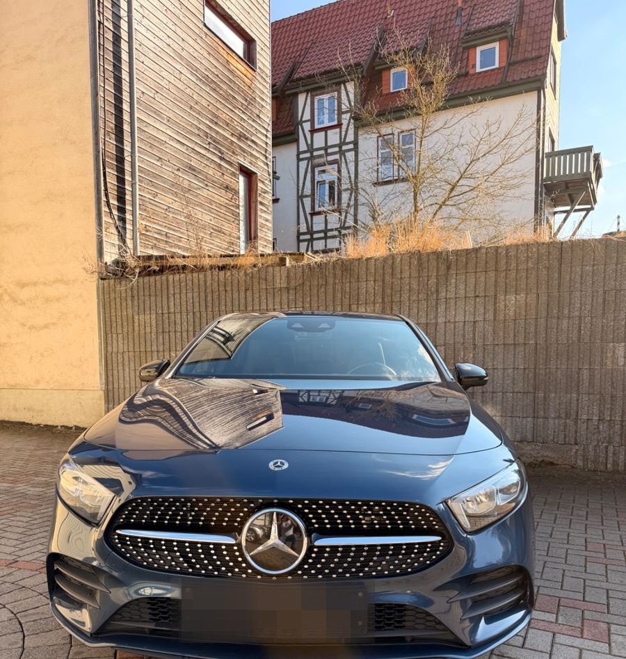 Mercedes-Benz A 250 e 8G DCT foto 2