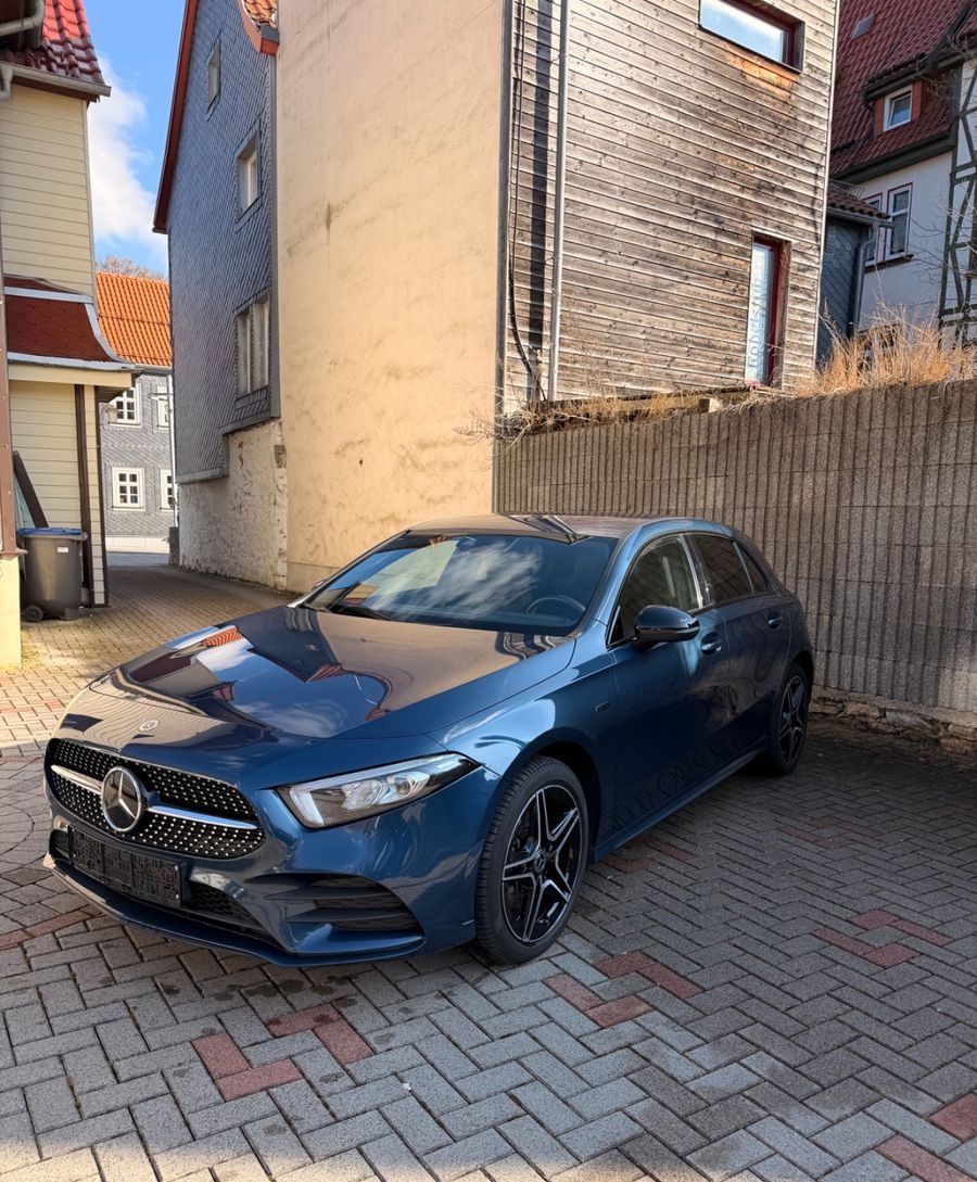 Mercedes-Benz A 250 e 8G DCT foto 4