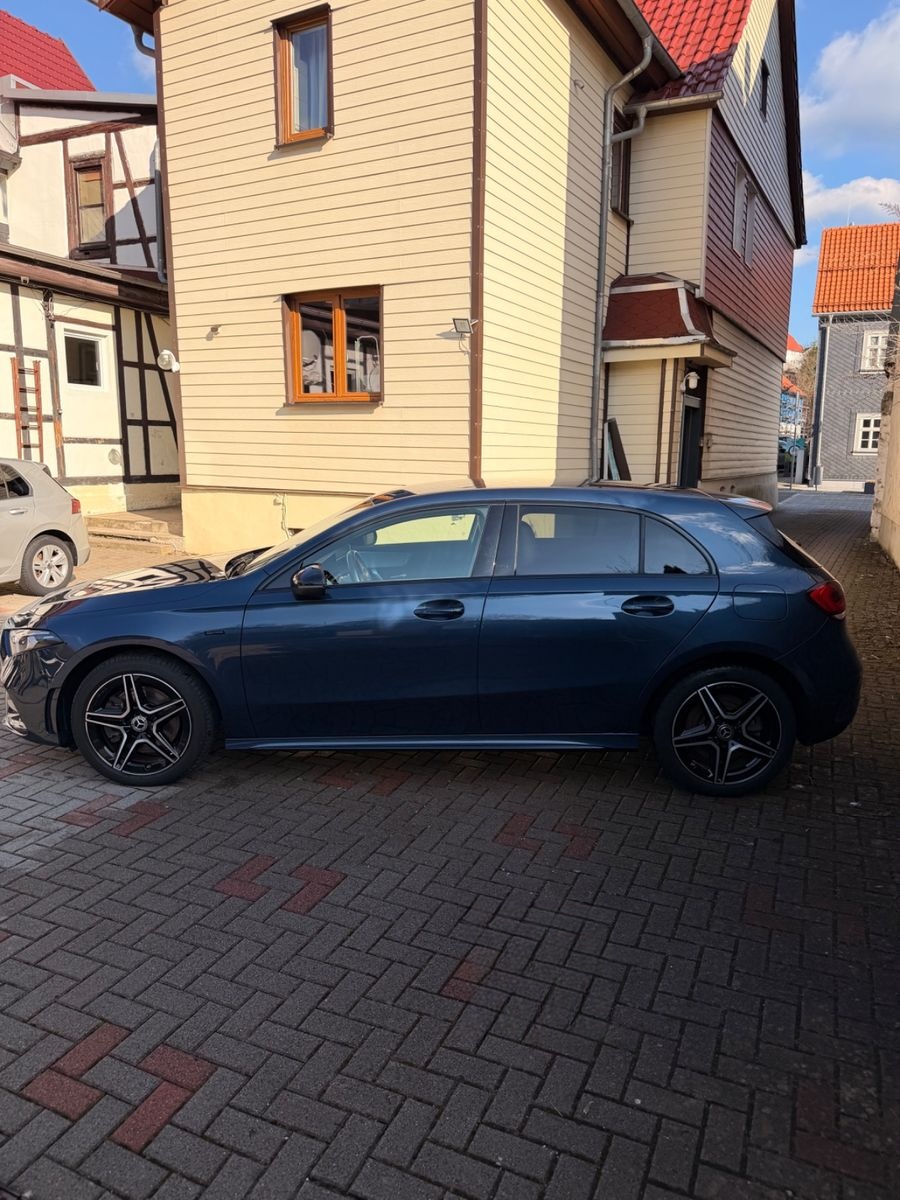 Mercedes-Benz A 250 e 8G DCT foto 7