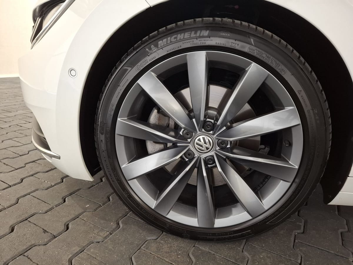 Volkswagen Arteon 2,0TDI DSG Elegance Panorama Kamera foto 13