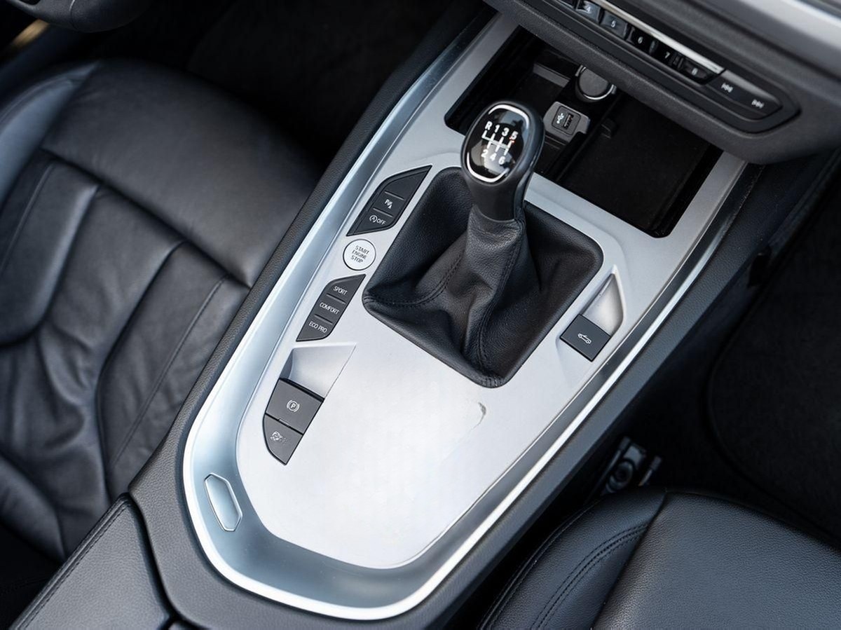 BMW Z4 Roadster20i Advantage LiveCoProf H&K LRH DAB foto 14