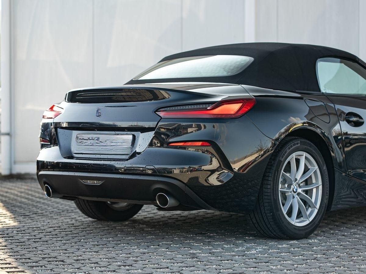 BMW Z4 Roadster20i Advantage LiveCoProf H&K LRH DAB foto 7