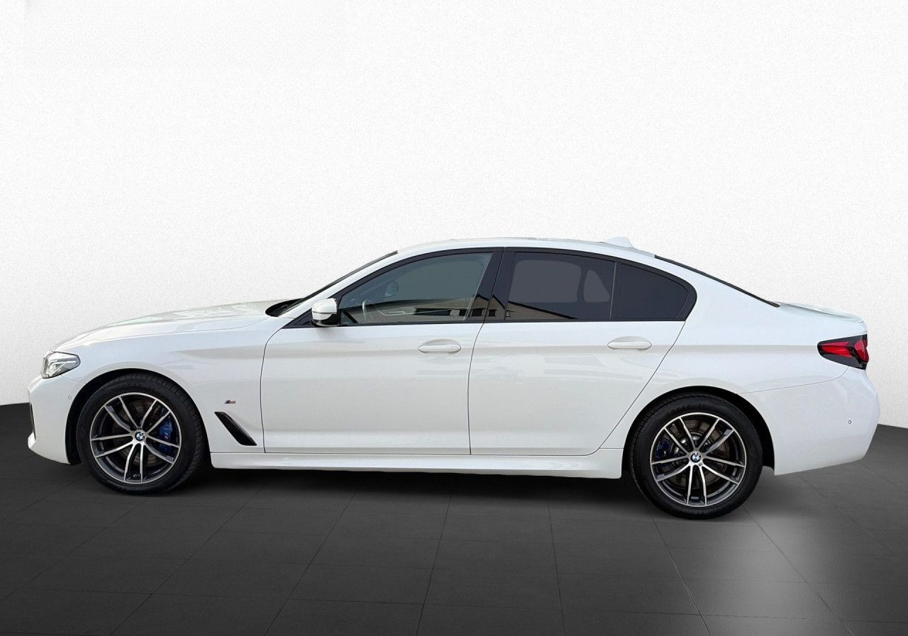 BMW 540d xDrive M Sport Aut DAProf,H/K,HuD,Laser,Kam foto 9