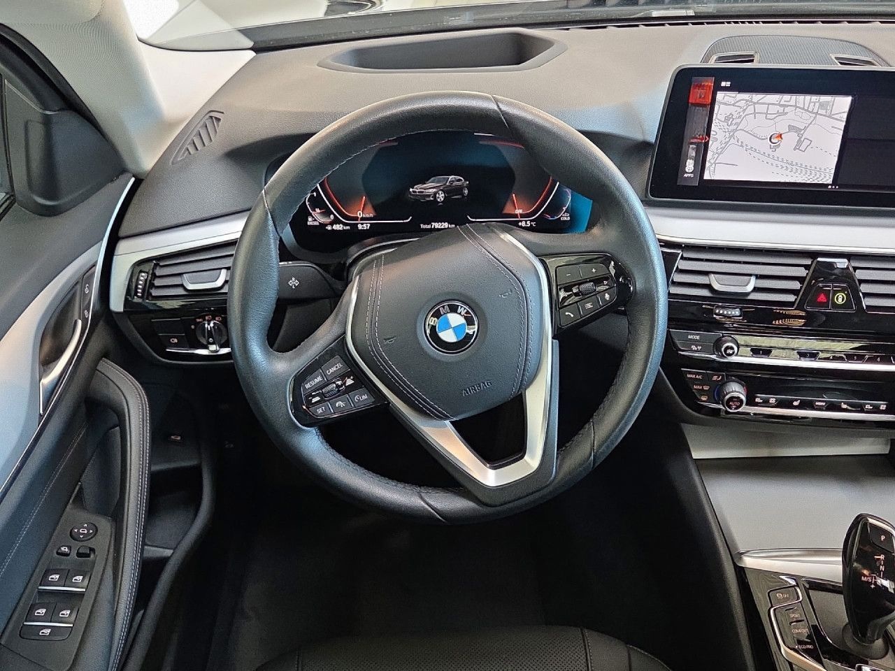 BMW 520dA Limo LED,HuD,Kam,St+Go,LiCoPro,SHZ,CarPlay foto 14