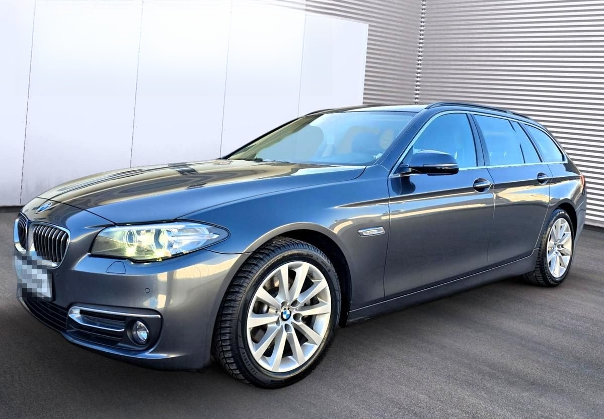 BMW 520 d Touring Aut. AHK+Leder-Nappa+Navi-Prof+ele foto 2