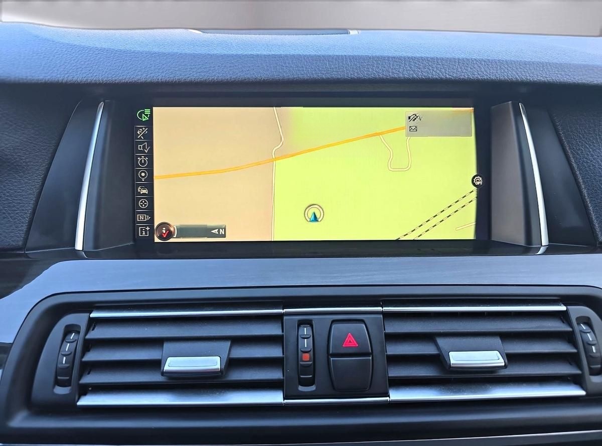 BMW 520 d Touring Aut. AHK+Leder-Nappa+Navi-Prof+ele foto 13