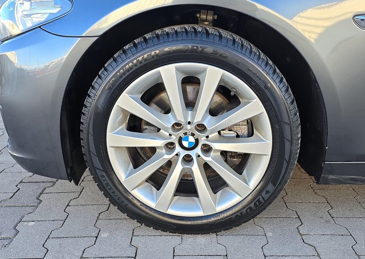 BMW 520 d Touring Aut. AHK+Leder-Nappa+Navi-Prof+ele foto 17