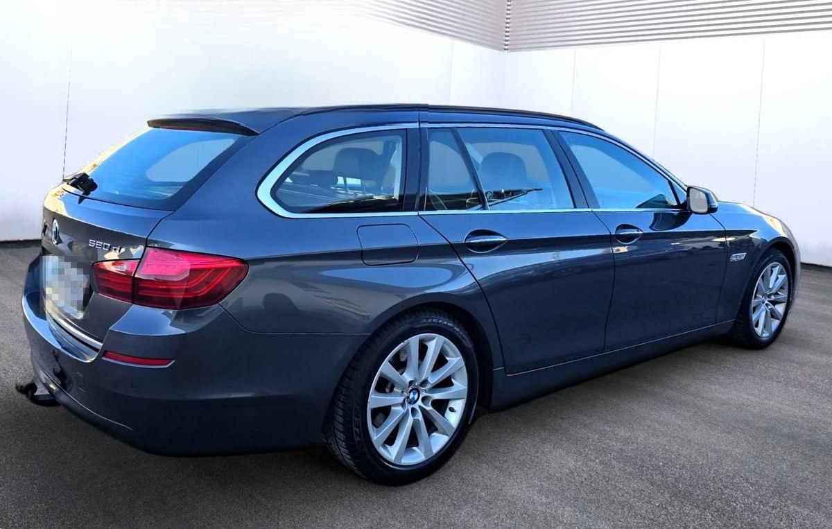 BMW 520 d Touring Aut. AHK+Leder-Nappa+Navi-Prof+ele foto 5