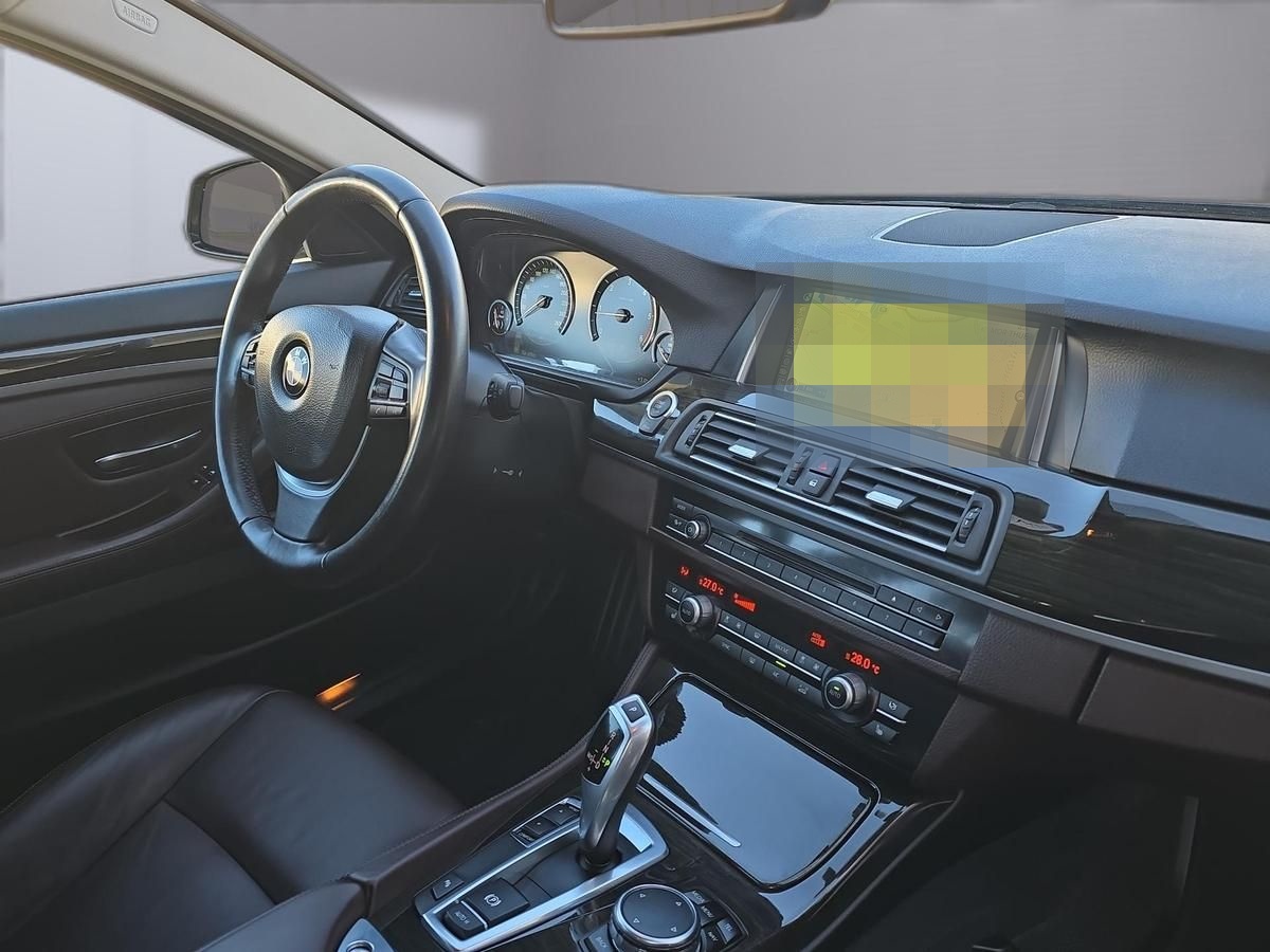 BMW 520 d Touring Aut. AHK+Leder-Nappa+Navi-Prof+ele foto 10