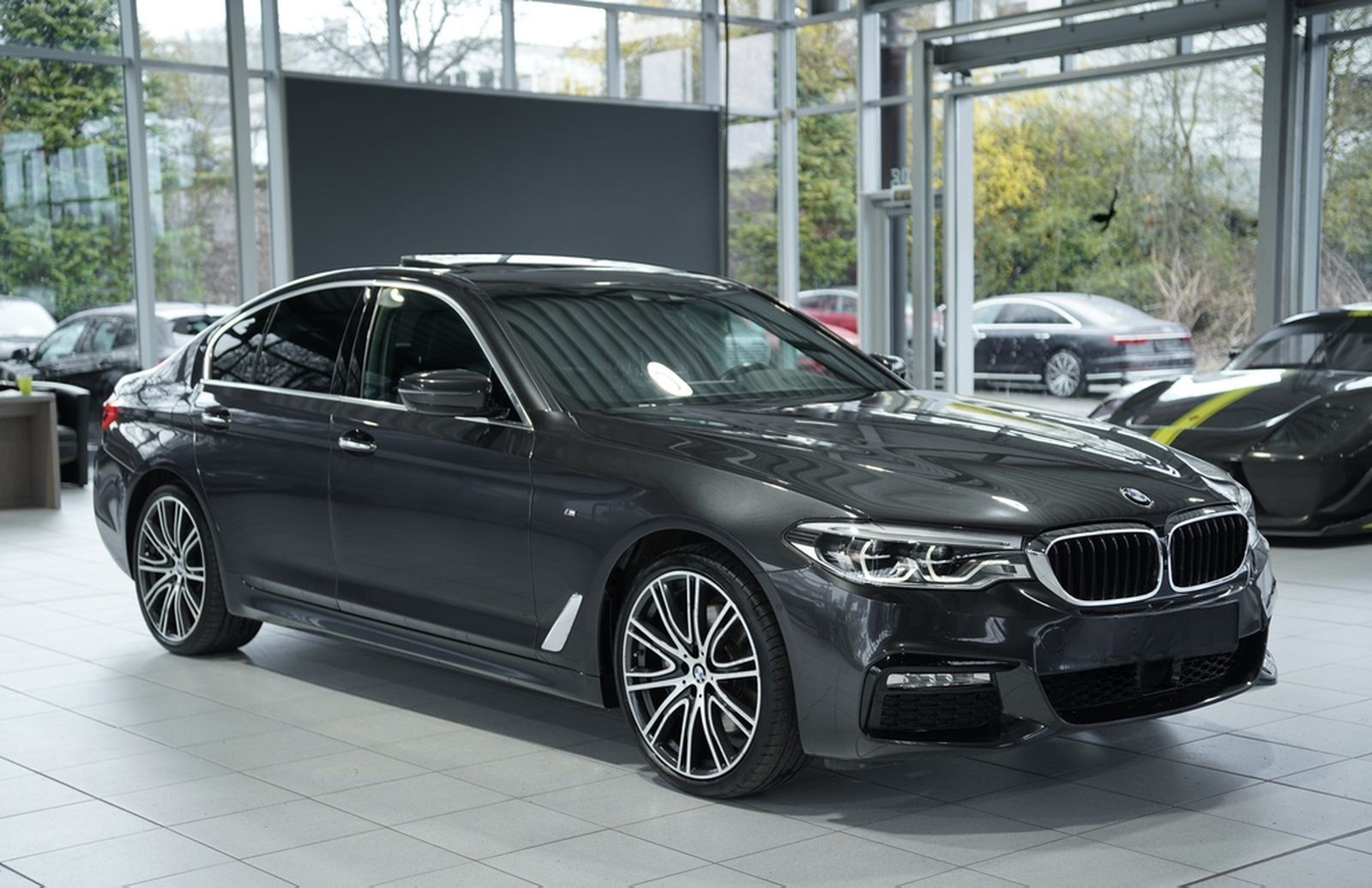 BMW 530 i Limousine M Sport *20 *GSD *HK *H-UP*LED* foto 6
