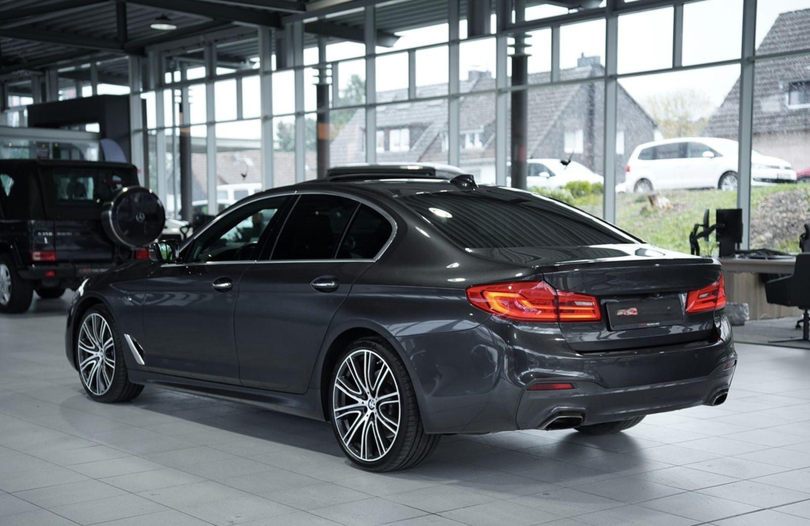 BMW 530 i Limousine M Sport *20 *GSD *HK *H-UP*LED* foto 10