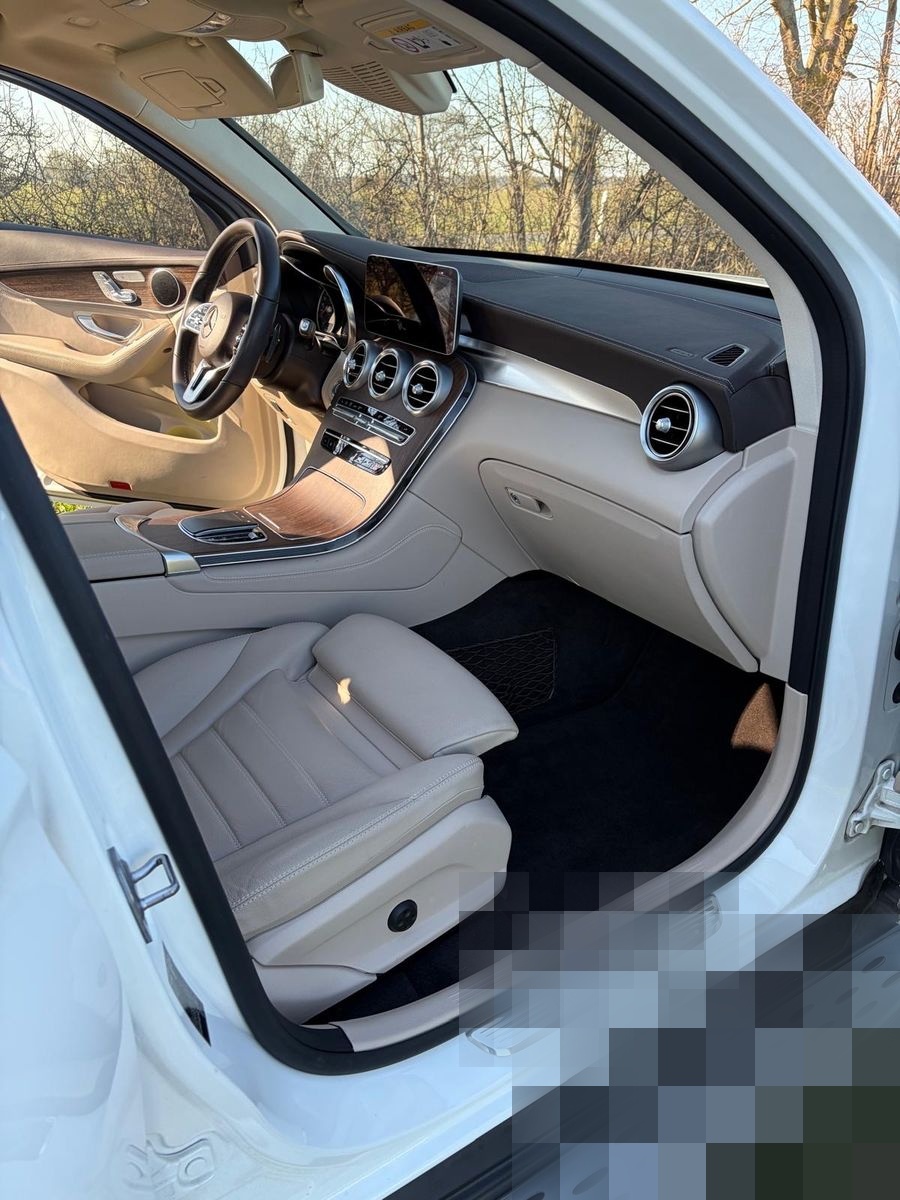 Mercedes-Benz PKW GLC 200 4MATIC polarweiß Leder foto 5