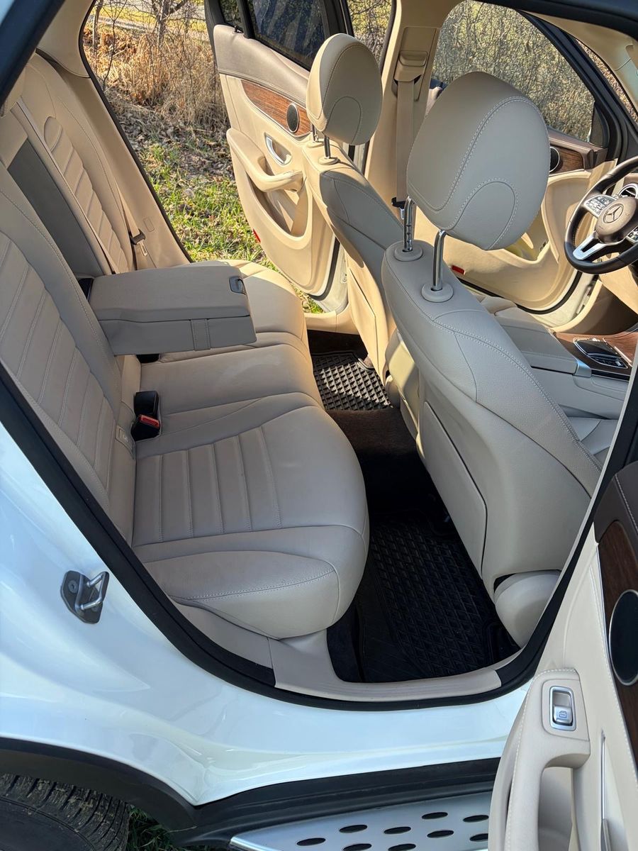 Mercedes-Benz PKW GLC 200 4MATIC polarweiß Leder foto 6