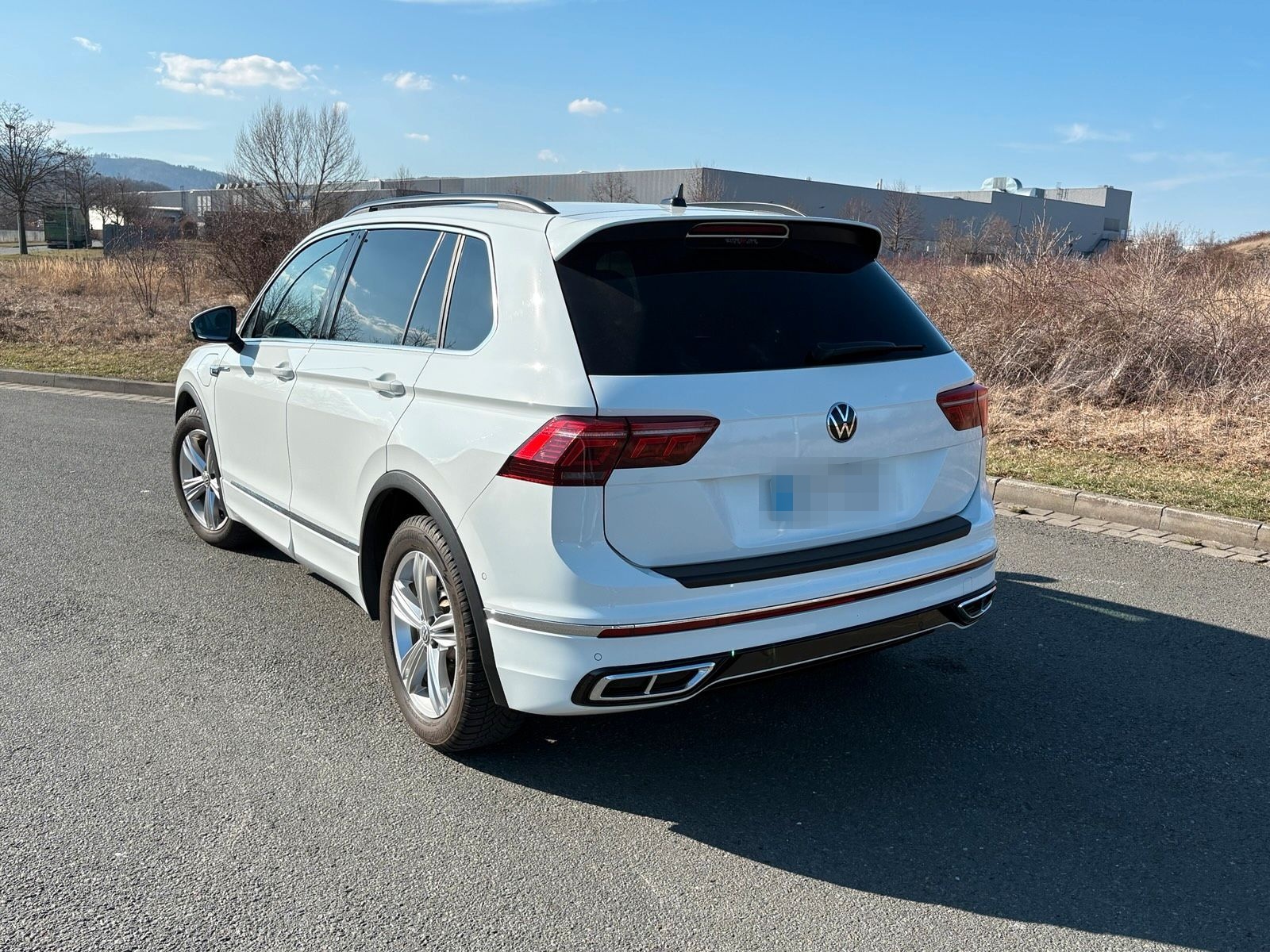 Volkswagen VW Tiguan 2 1,4 Hybrid R-Line foto 3