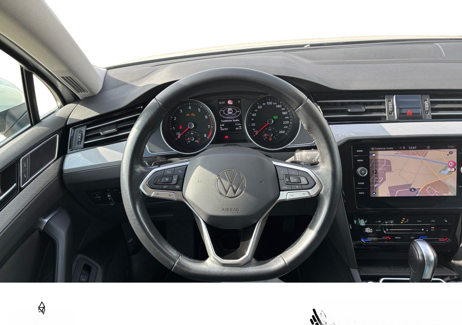 Volkswagen Passat Variant Business 1.5 TSI DSG AHK APP NAV foto 12