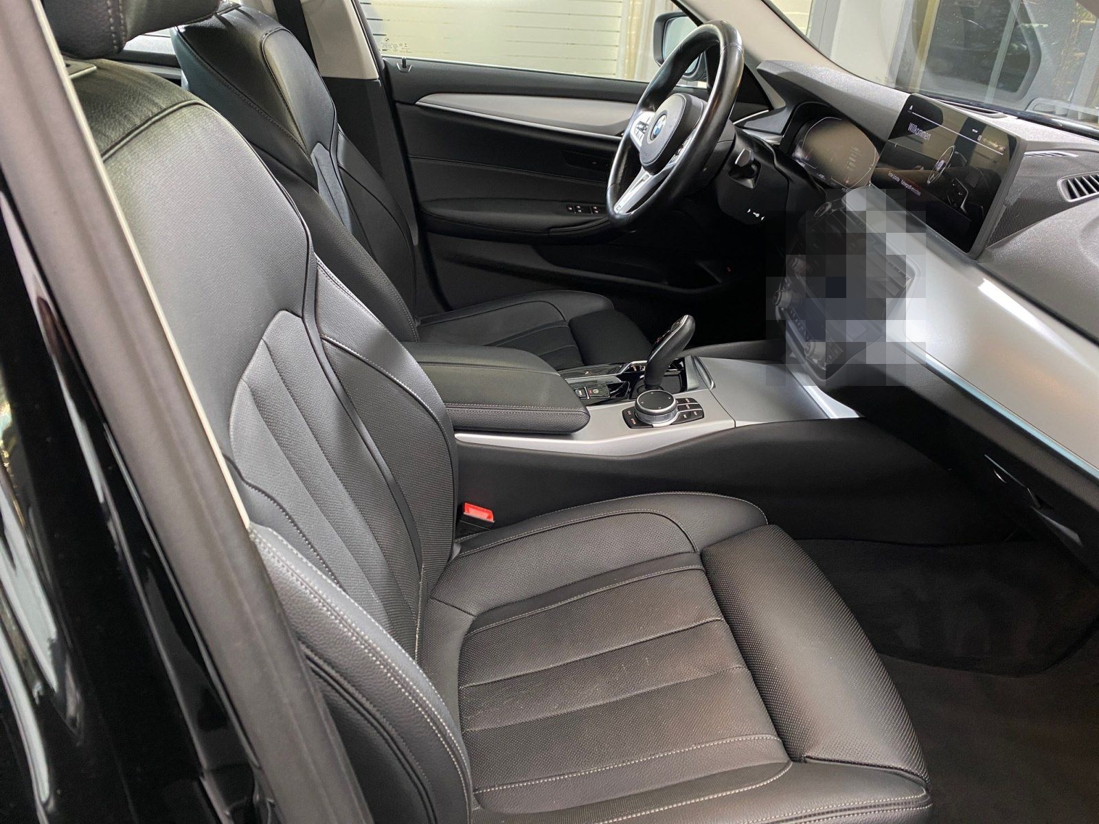 BMW 520d xDrive Limousine LiveCockpitProf Head-Up foto 11