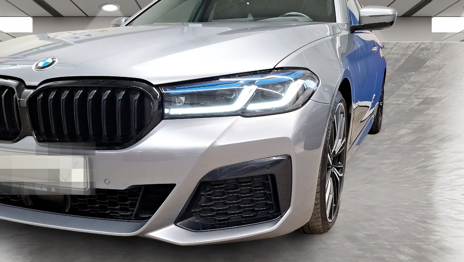 BMW 530d xDrive Touring M Sport Standheizung Laser foto 8