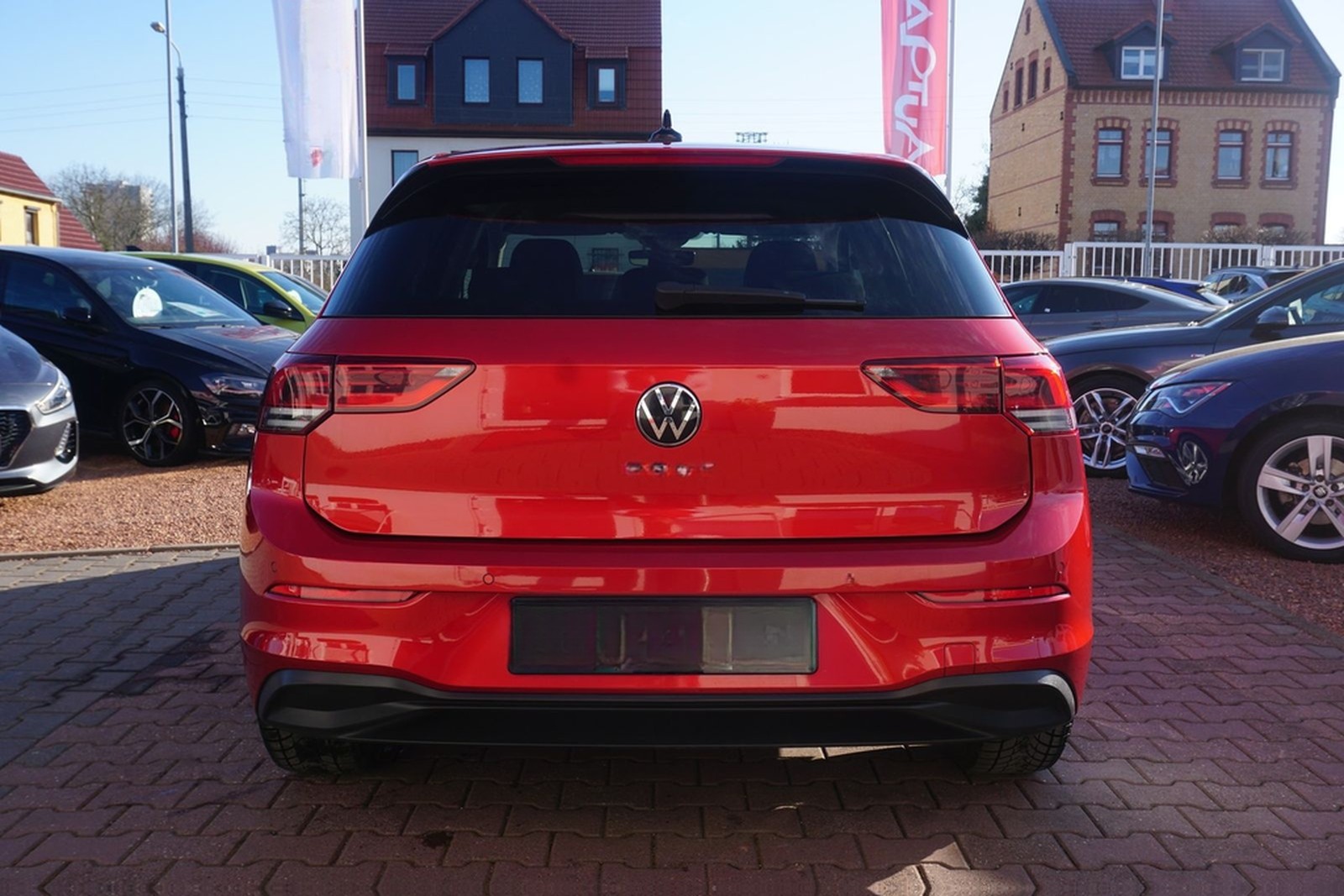 Volkswagen Golf VIII 1.0 Life LED Navi Standheizung ACC DAB foto 4