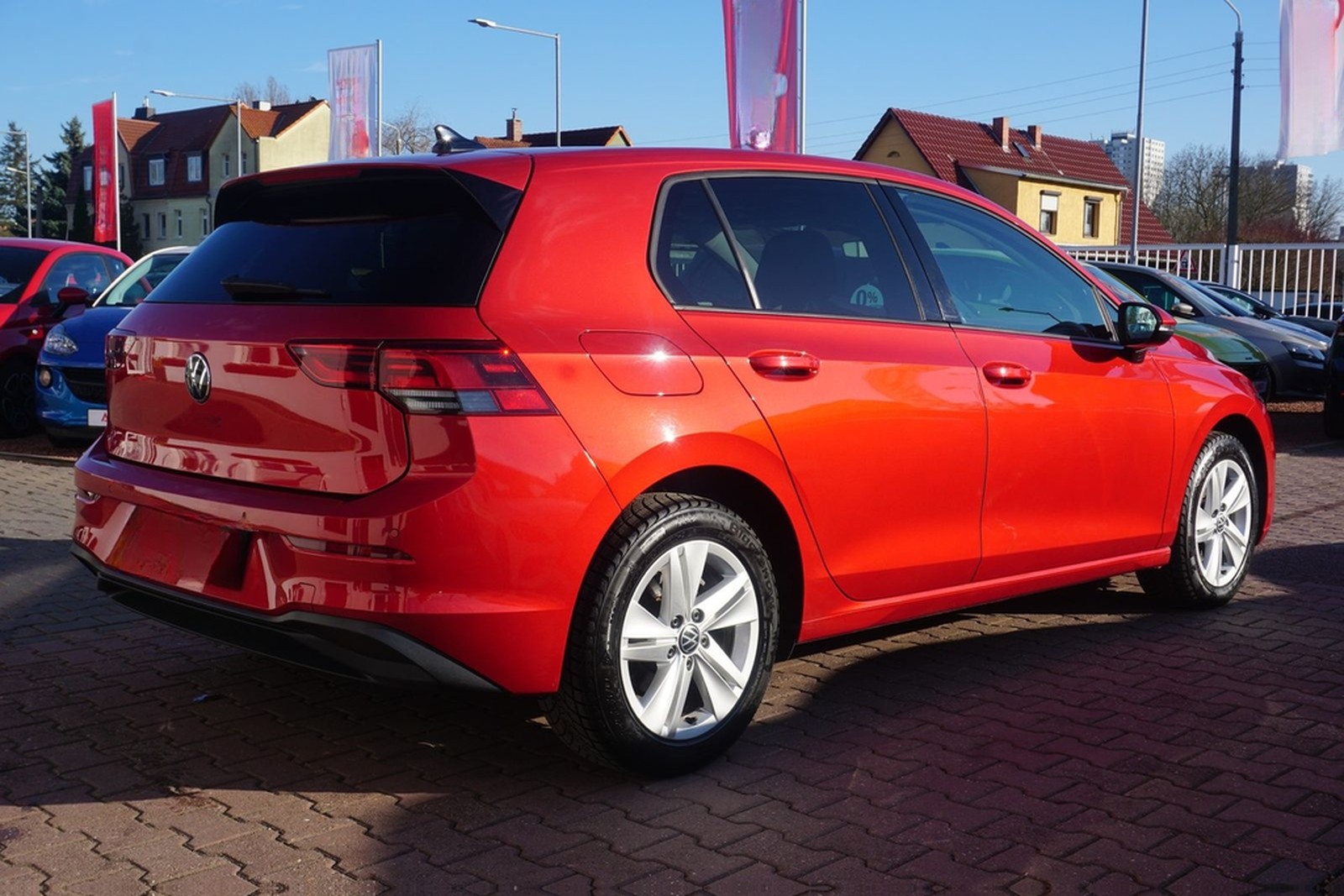 Volkswagen Golf VIII 1.0 Life LED Navi Standheizung ACC DAB foto 5