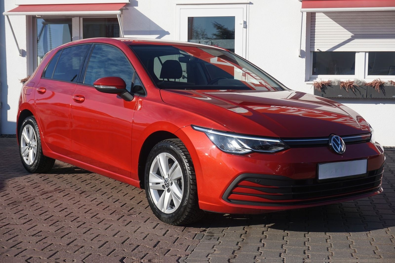 Volkswagen Golf VIII 1.0 Life LED Navi Standheizung ACC DAB foto 7