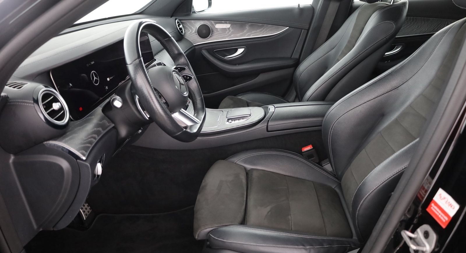 Mercedes-Benz E300 e T AMG Line LED Kamera Standheizung Navi foto 22