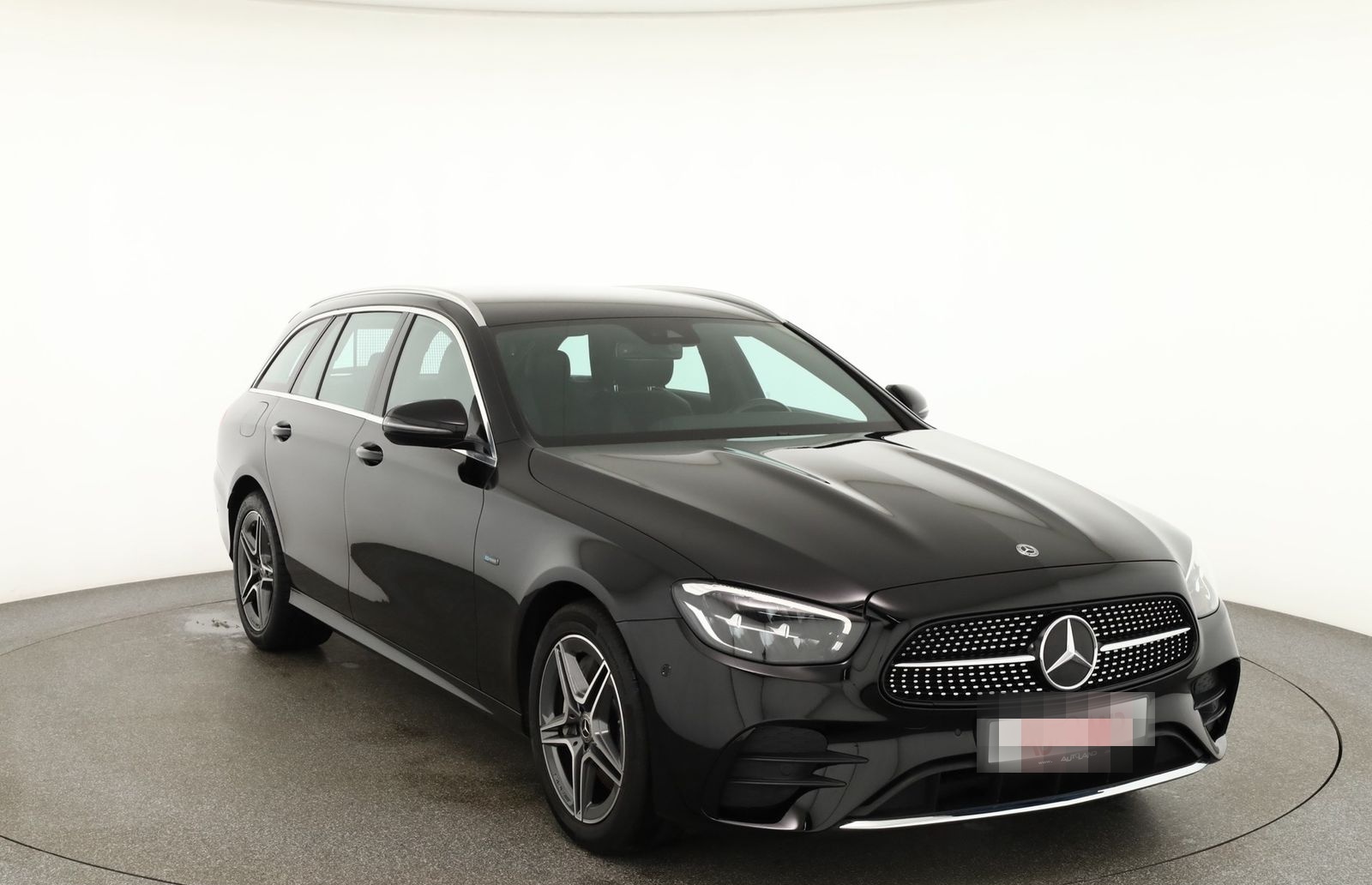 Mercedes-Benz E300 e T AMG Line LED Kamera Standheizung Navi foto 7