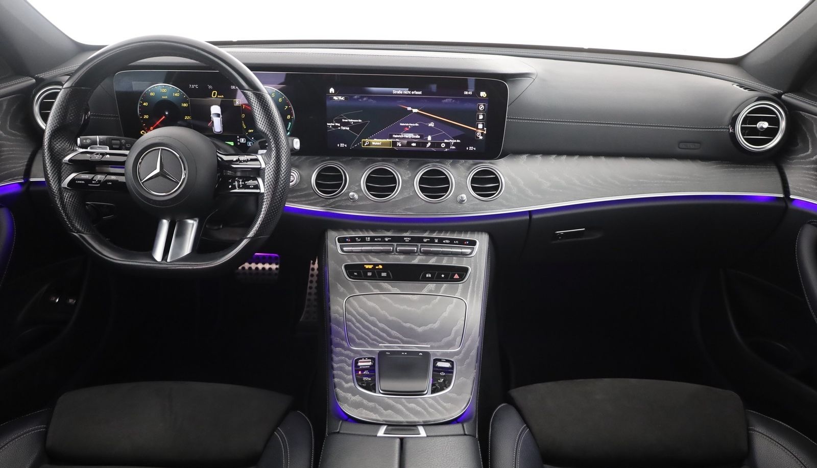 Mercedes-Benz E300 e T AMG Line LED Kamera Standheizung Navi foto 9