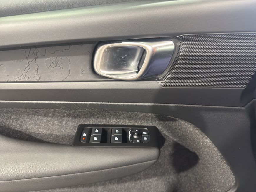 Volvo XC40 T2 Momentum-Core Navi LED Kamera PDCv+h 1.H foto 13