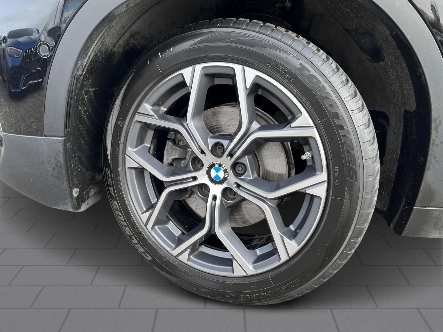 BMW X2 sDrive18i Advantage Plus LED Navi Kamera PDC foto 6