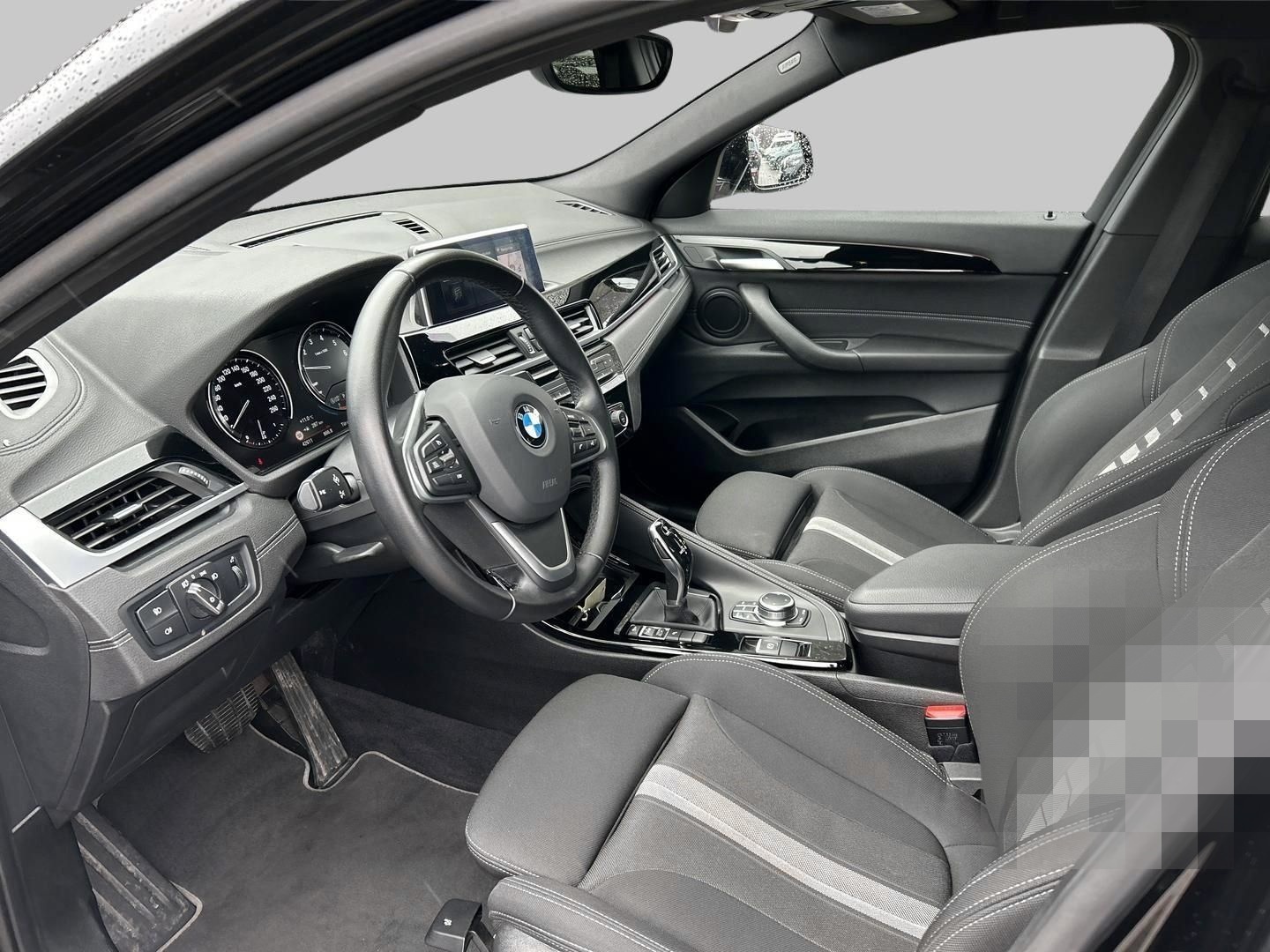BMW X2 sDrive18i Advantage Plus LED Navi Kamera PDC foto 9