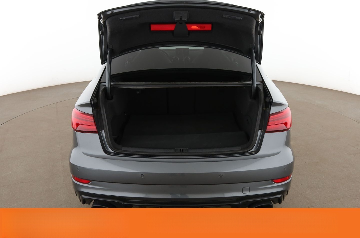 Audi RS 3 2.5 TFSI quattro Aut.*LED*RS-ABGAS*B&O*PANO foto 17