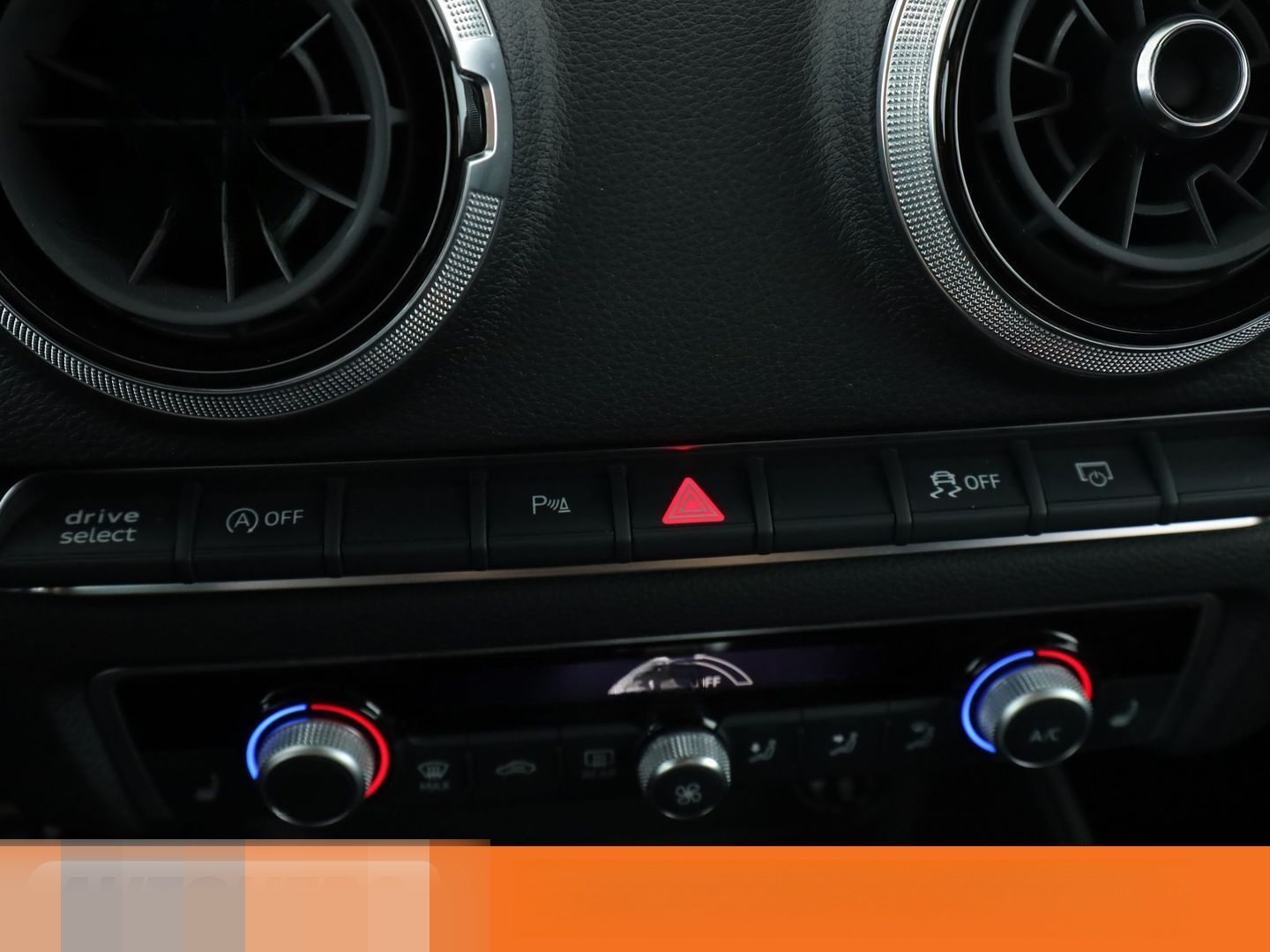 Audi RS 3 2.5 TFSI quattro Aut.*LED*RS-ABGAS*B&O*PANO foto 24