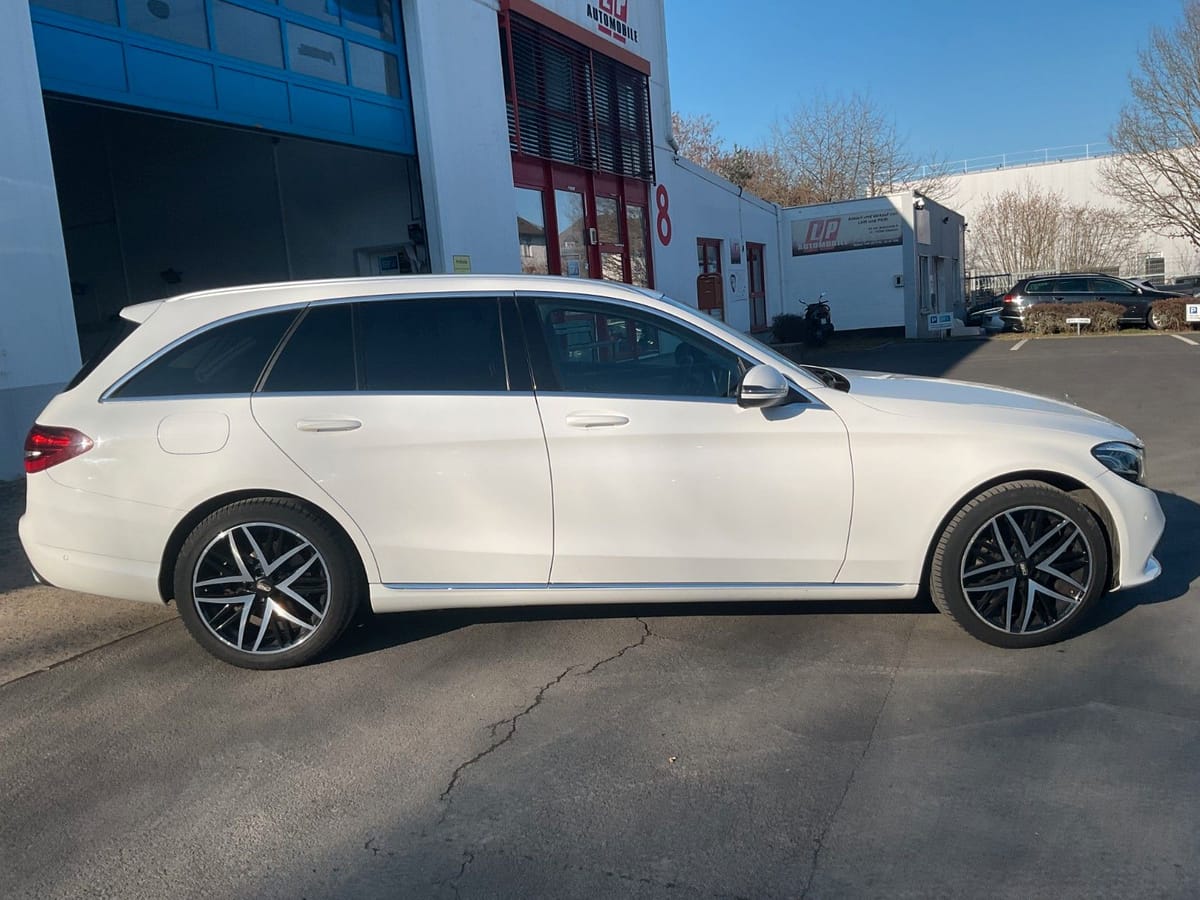 Mercedes-Benz C 200 Exclusive Navi Kamera AHK SHZ PDC foto 4