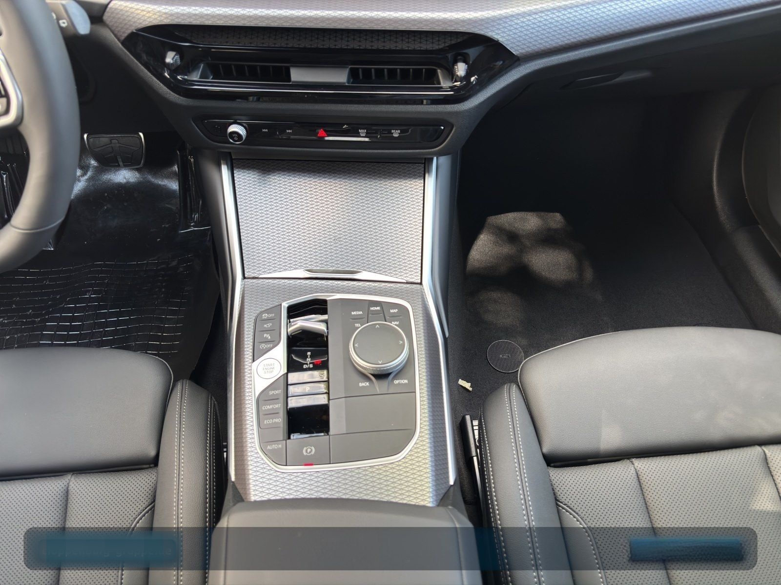 BMW 320i Touring M Sportpaket AHK+Navi+ACC+SHZ+KeyGO foto 16