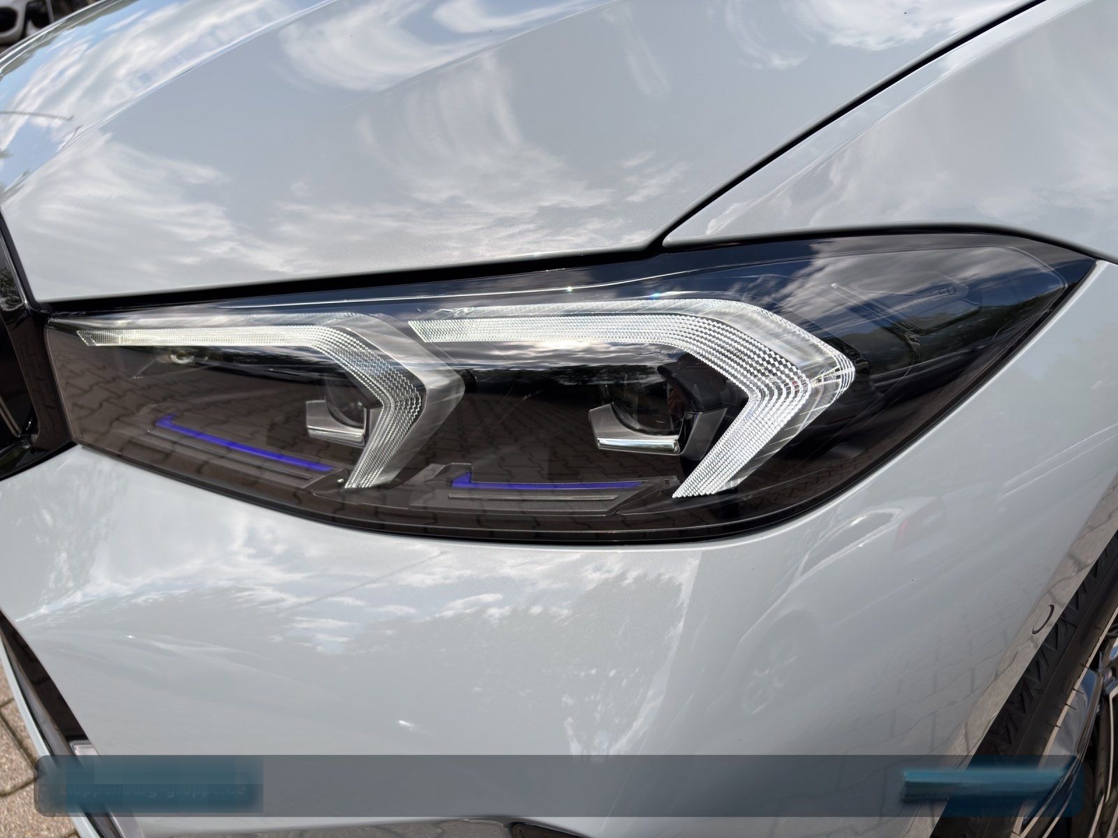 BMW 320i Touring M Sportpaket AHK+Navi+ACC+SHZ+KeyGO foto 21