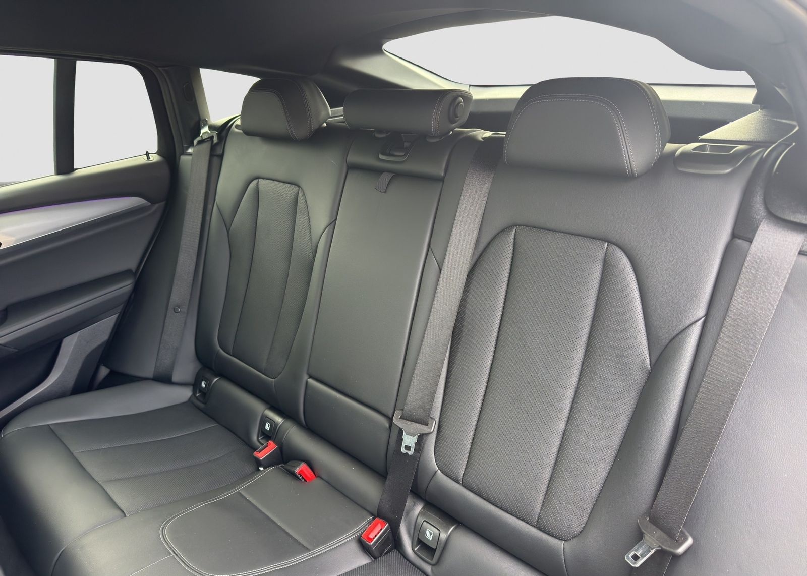 BMW X4 xDrive 20d (M-Sport Navi LED AHK 360°) foto 11