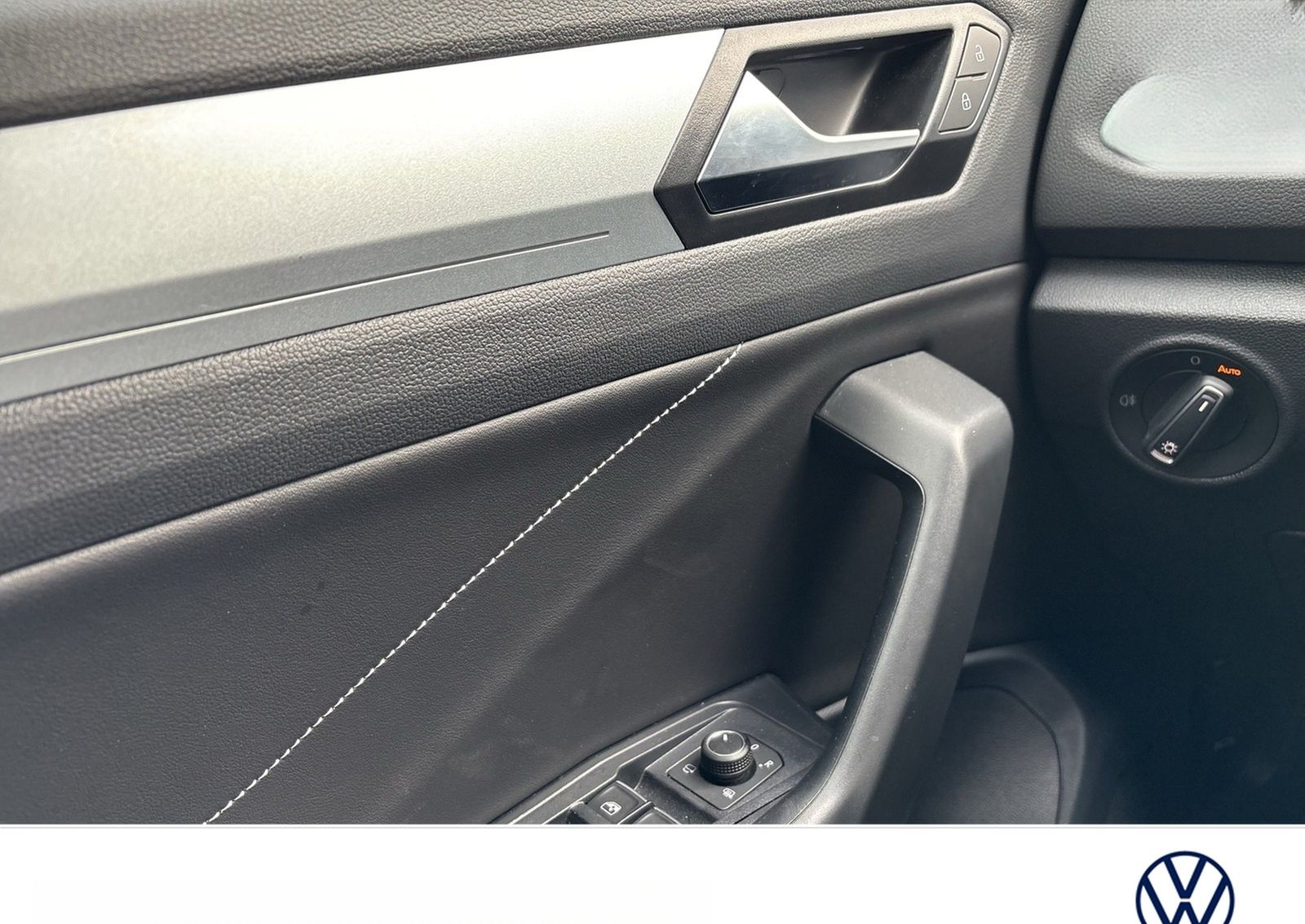 Volkswagen T-Roc 1.5 GOAL ACC LM17 NAVI CARPLAY SITZHEIZUNG foto 17