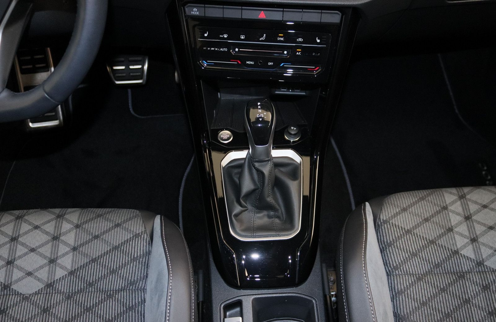 Volkswagen T-Roc 1.5 TSI R-Line MATRIX-LED ACC NAVI KAMERA foto 17