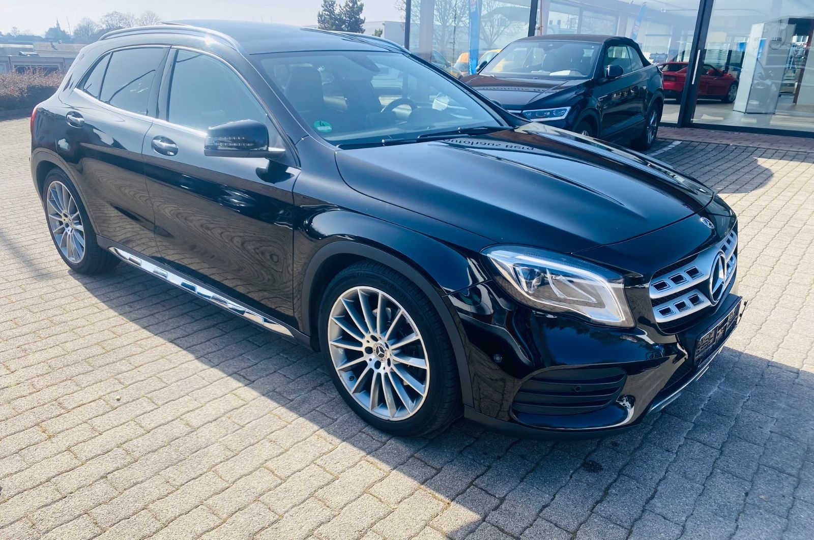 Mercedes-Benz GLA 250 AMG *4Matic*2.Hand*Panoramadach foto 5