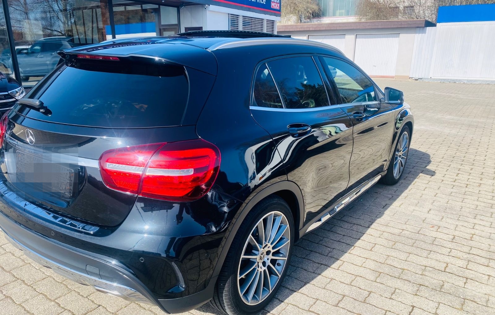 Mercedes-Benz GLA 250 AMG *4Matic*2.Hand*Panoramadach foto 6