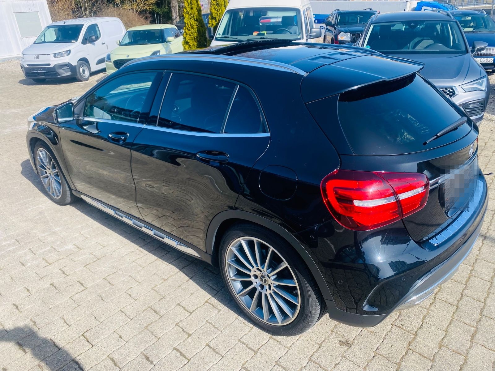 Mercedes-Benz GLA 250 AMG *4Matic*2.Hand*Panoramadach foto 8