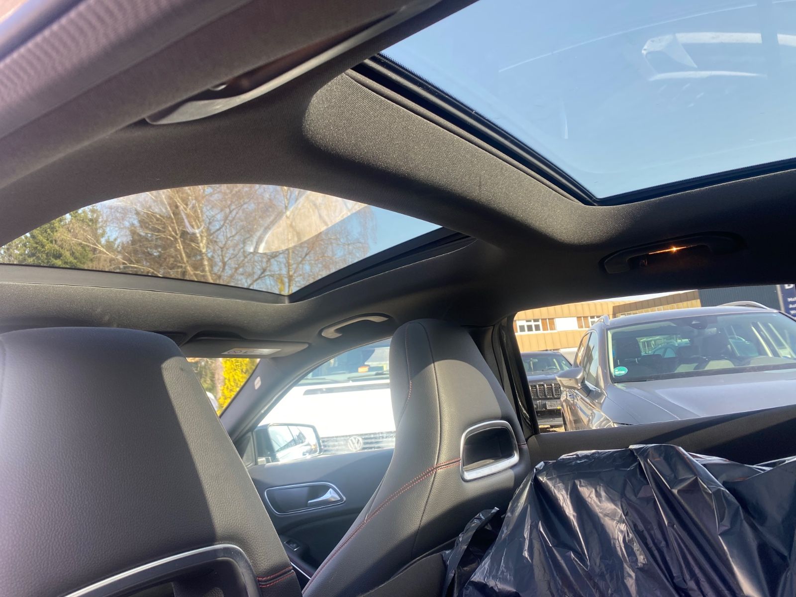 Mercedes-Benz GLA 250 AMG *4Matic*2.Hand*Panoramadach foto 10