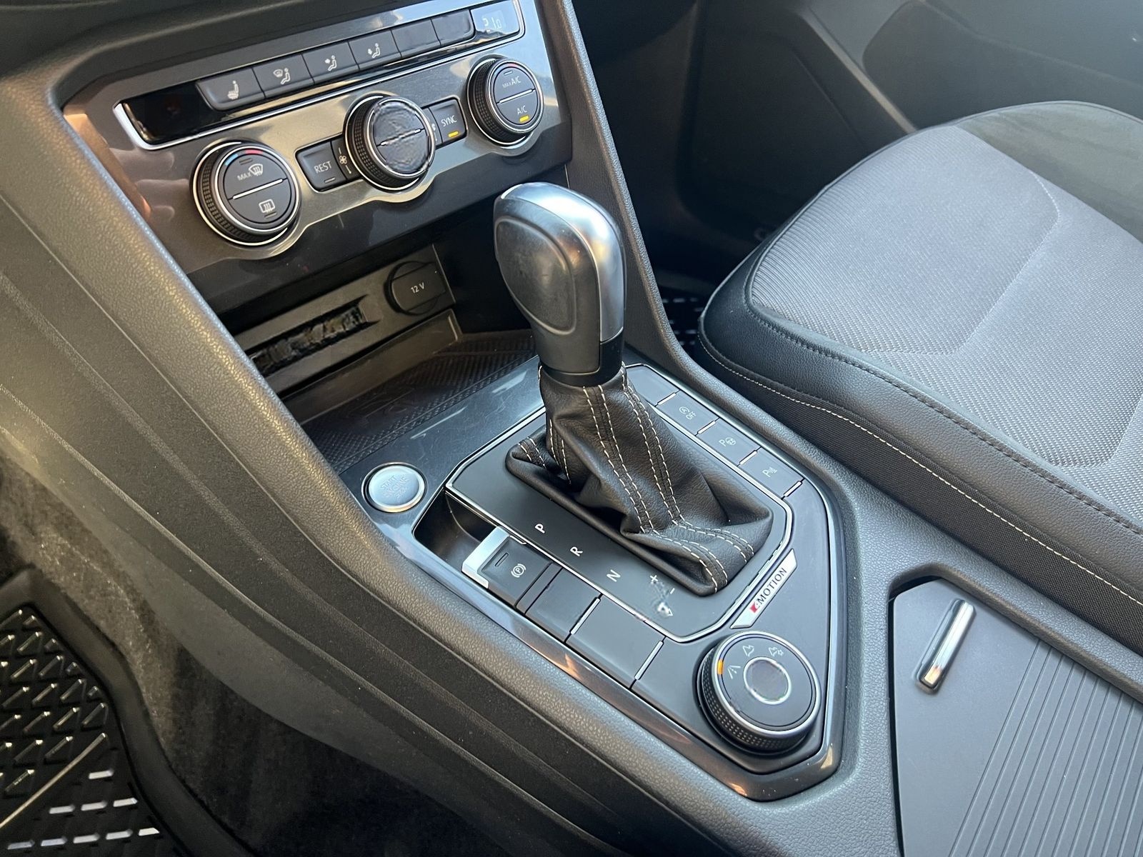 Volkswagen Tiguan Allspace 2.0 TSI Highline 4motion foto 18