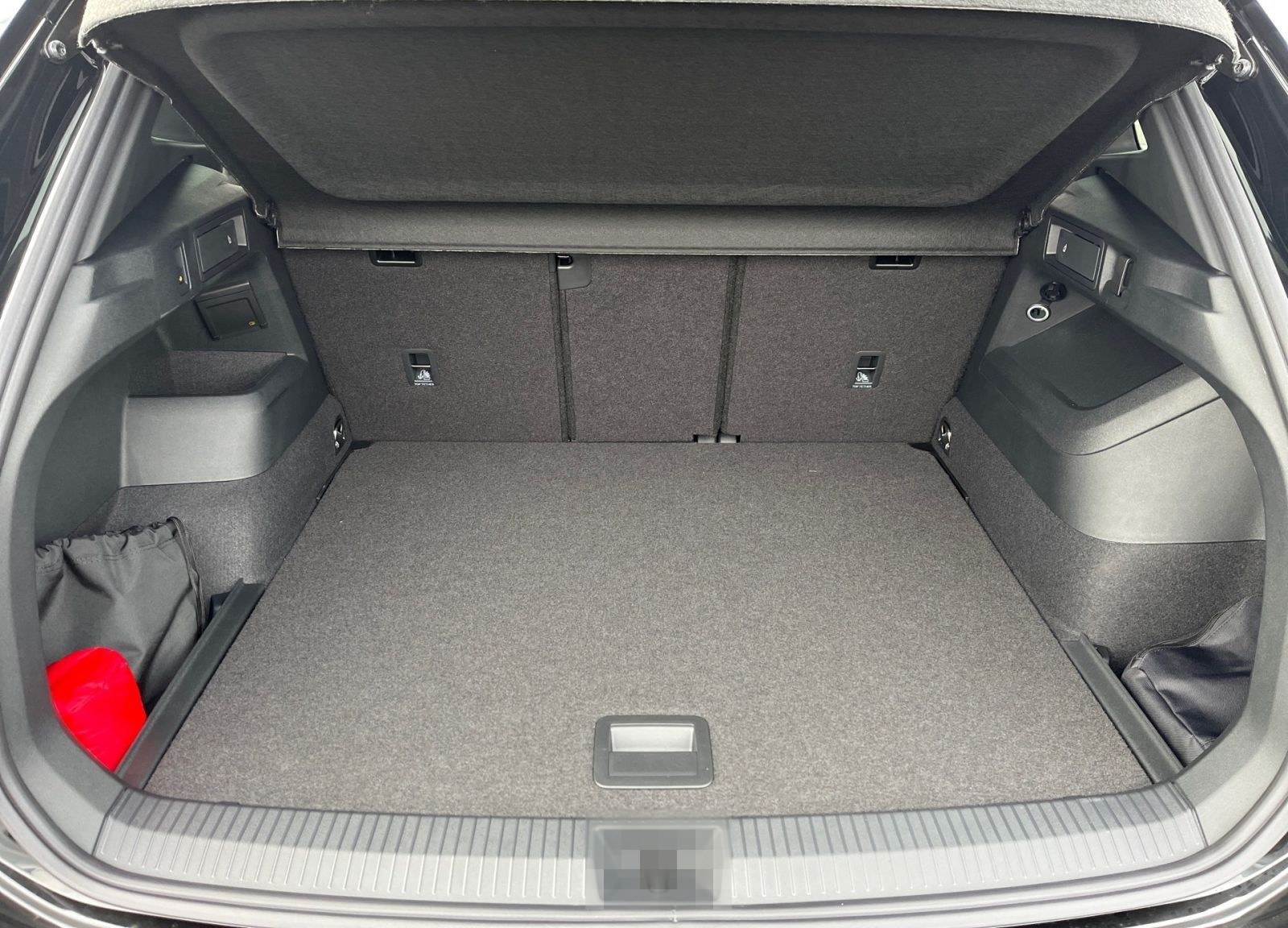 Volkswagen Tiguan R-Line 1.5 eTSI OPF 110 kW (150 PS) DSG foto 13