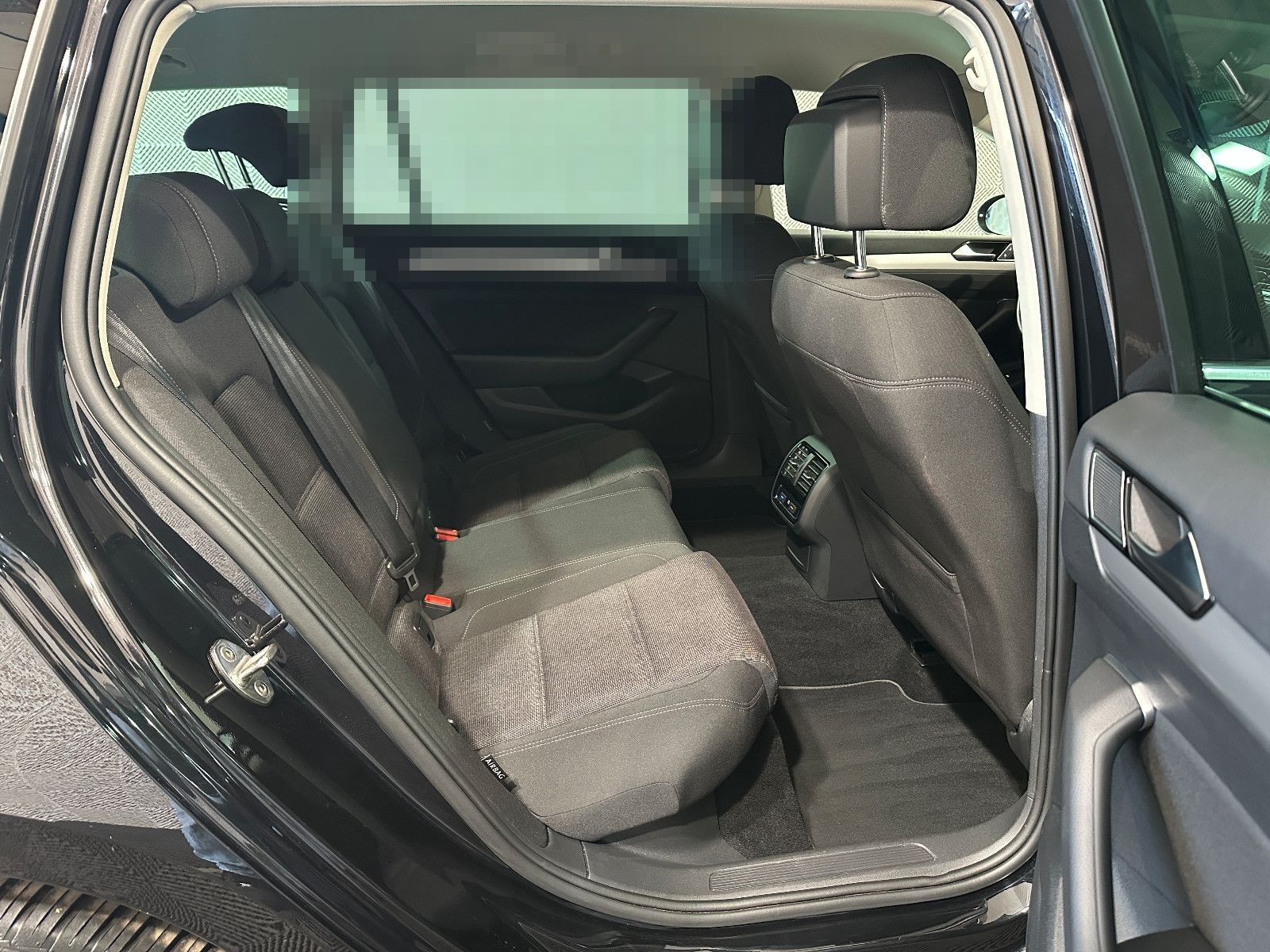 Volkswagen Passat Var. 2.0 TDI*COMFORTLINE*LED-ACC-MASSAGE foto 13