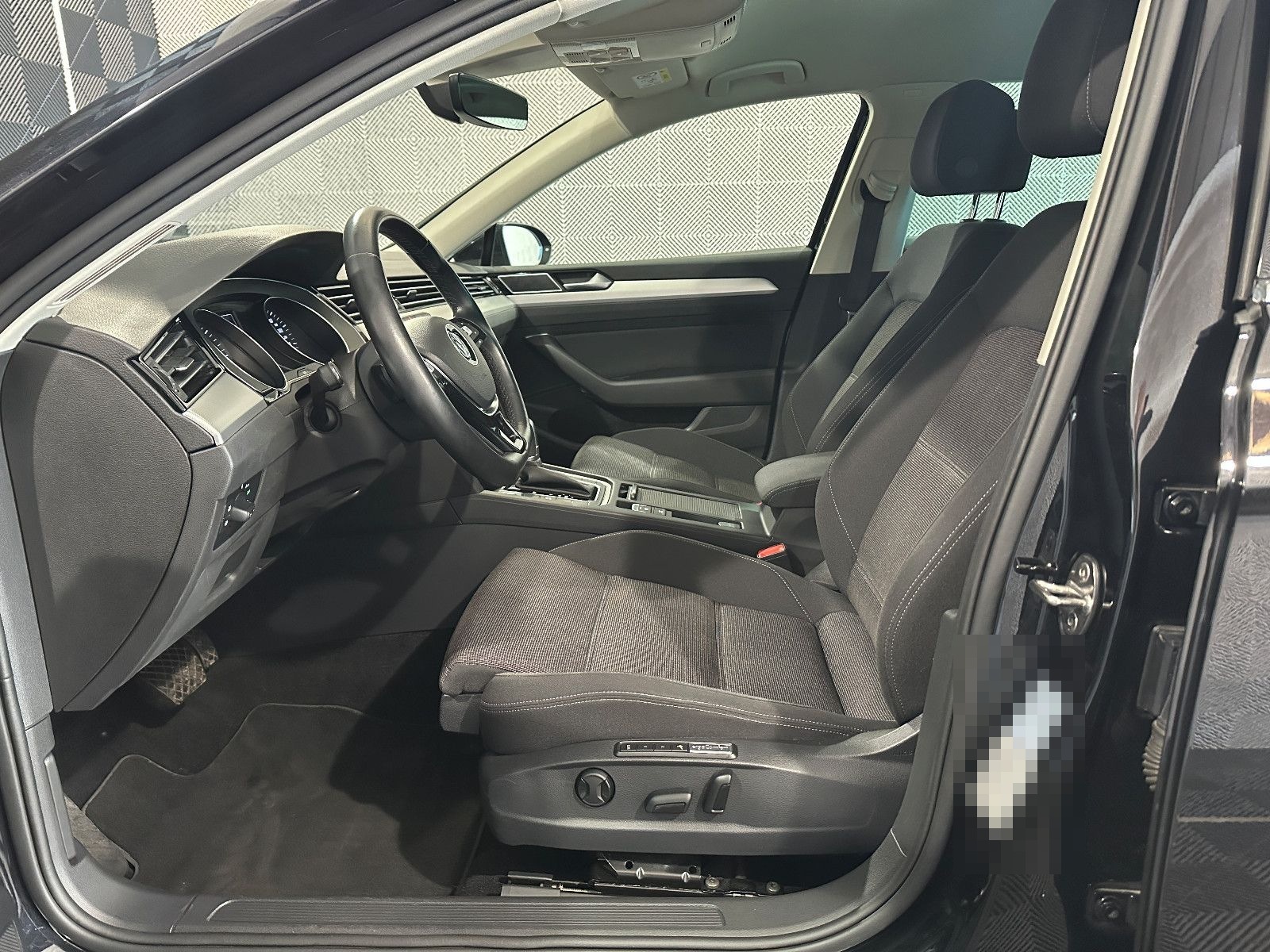Volkswagen Passat Var. 2.0 TDI*COMFORTLINE*LED-ACC-MASSAGE foto 19