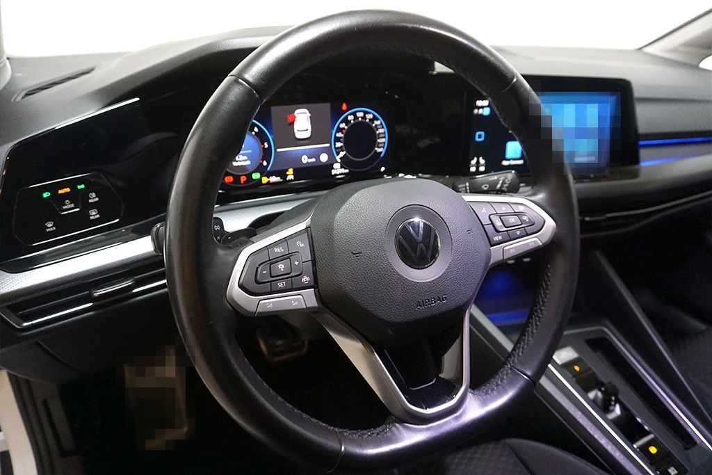 Volkswagen Golf 8 2.0TDI DSG Active Virtual AHK Navi LED foto 8